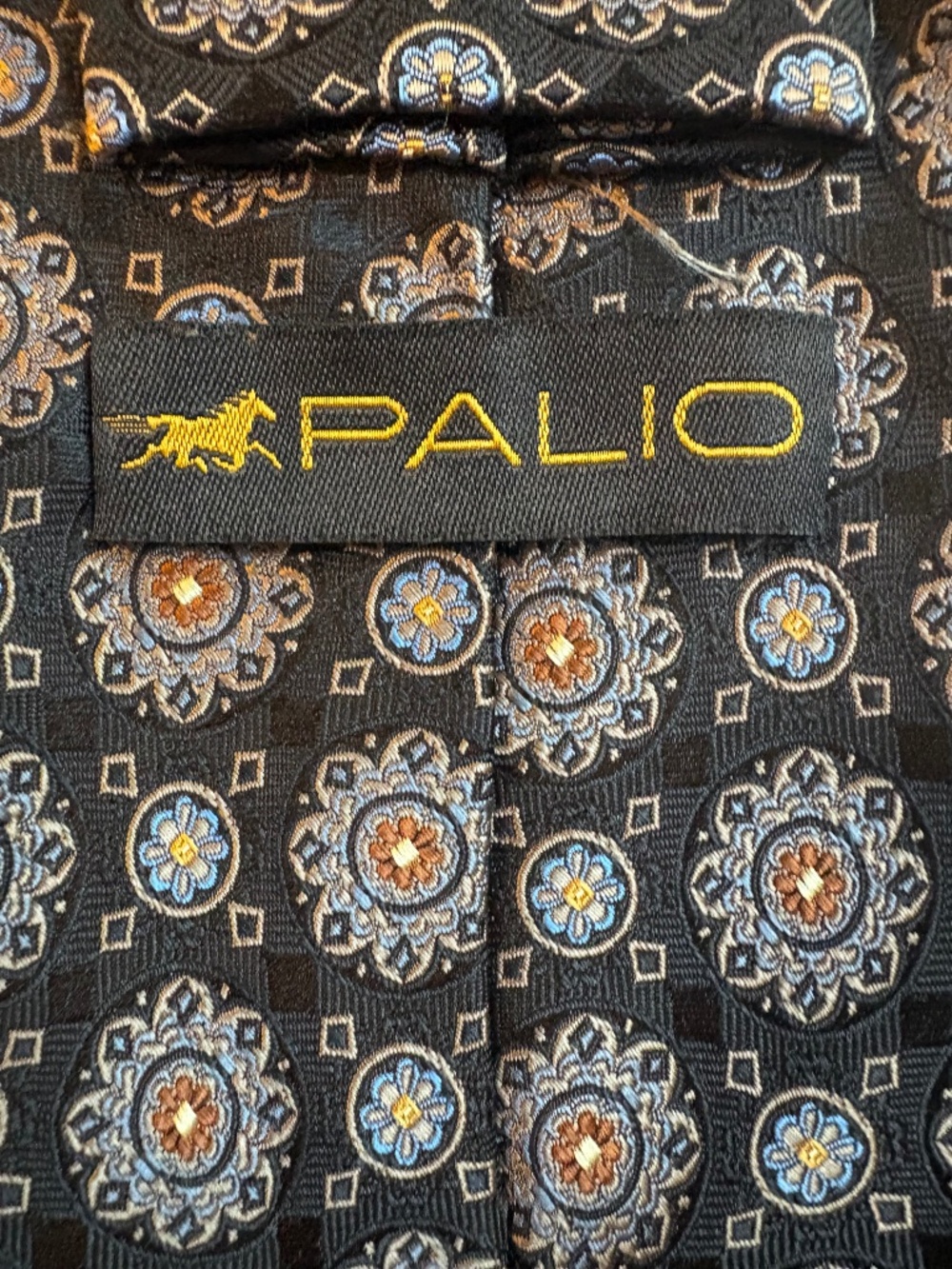 Palio 100% Silk Medallion Necktie Black Bronze Blue 3.5”